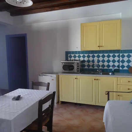 Kois Aparthotel 2*