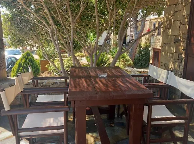 Aparthotel Kois Azolimnos